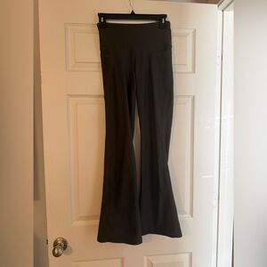 Old Navy Active Hunter Green Slim Boot-Cut Leggings